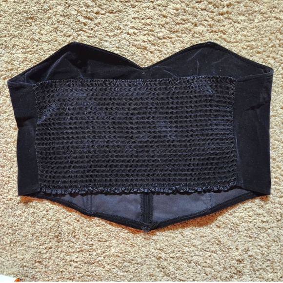 VTG Tracy Evans LTD Black Velvet Corset top 🖤 Size 40 - Picture 2 of 6